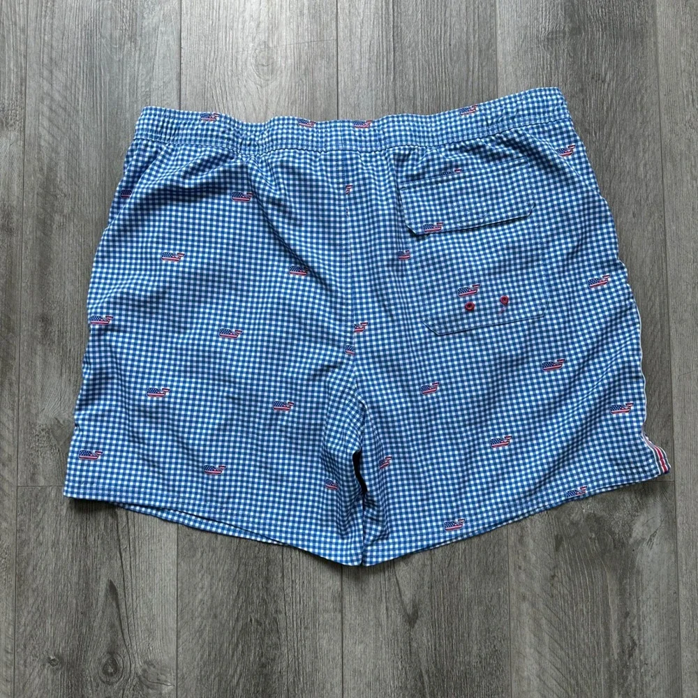 Vineyard Vines Blue chappy Whale USA Flag Swim Trunks Shorts XL